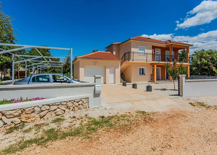 Apartman House Calma Petrcane
